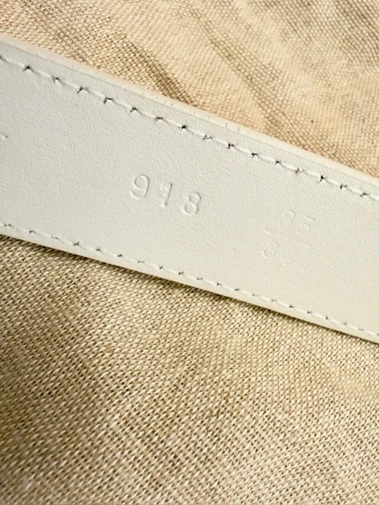 Valentino Garavani Ivory Leather Belt w Crystal V Logo Buckle - Picture 7 of 11